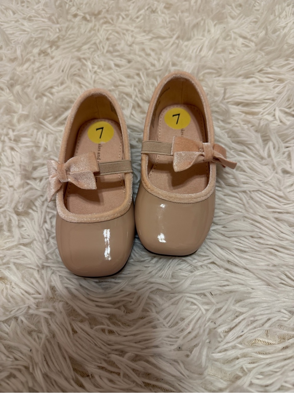 cupcakes & cashmere Blush Patent Mary Jane Shoes with Bow